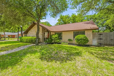 1014 N Charlotte Avenue, Stephenville, TX 76401 - Photo 2