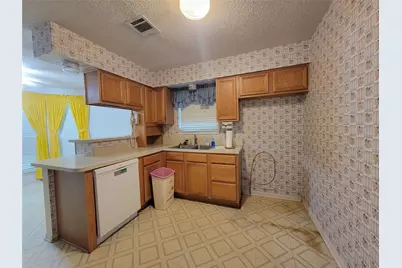 630 Country View Lane, Garland, TX 75043 - Photo 8