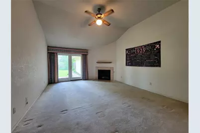 630 Country View Lane, Garland, TX 75043 - Photo 6