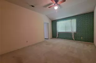 630 Country View Ln, Garland, TX 75043 - Photo 14