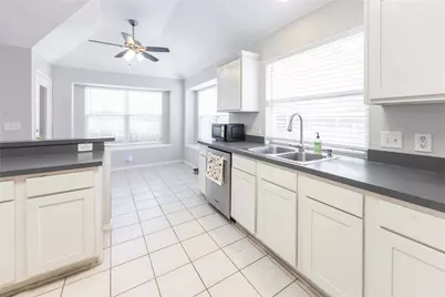 2405 Pinehurst Court, Highland Village, TX 75077 - Photo 22