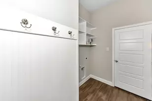 933 E 5th St, Springtown, TX 76082 - Photo 22