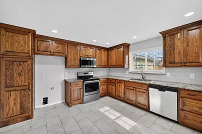 9017 Millwood Drive, Rowlett, TX 75088 - Photo 10