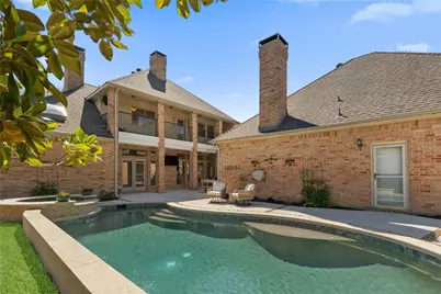 819 Hills Creek Drive, McKinney, TX 75072 - Photo 16