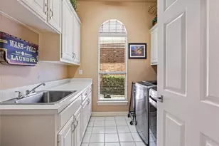 819 Hills Creek Dr, McKinney, TX 75072 - Photo 18