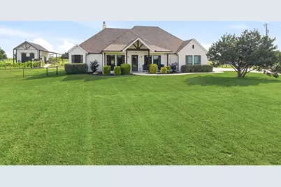 103 Old Decatur Road, Decatur, TX 76234 - Photo 2