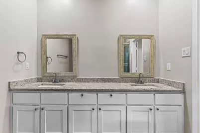 4210 Park Street, Greenville, TX 75401 - Photo 14