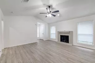 2428 Summer Pl Dr, Arlington, TX 76014 - Photo 4