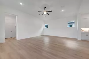 2090 Spotted Fawn Dr, Arlington, TX 76005 - Photo 18
