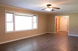 918 S Varella St, Mexia, TX 76667 - Photo 6