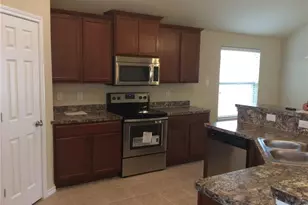2824 Stonewall Ln, Fort Worth, TX 76123 - Photo 2