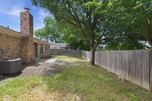 6413 Melinda Ct, Watauga, TX 76148 - Photo 24