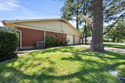 815 Vail Drive, Arlington, TX 76012 - Photo 4