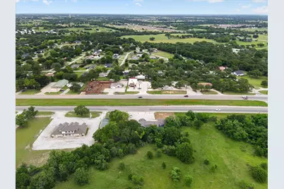 936 E Highway 199, Springtown, TX 76082 - Photo 6