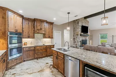 139 Kriston Lane, Springtown, TX 76082 - Photo 8