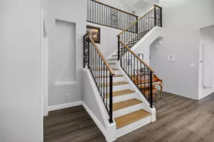 1922 Rustic Creek Dr, Garland, TX 75040 - Photo 4