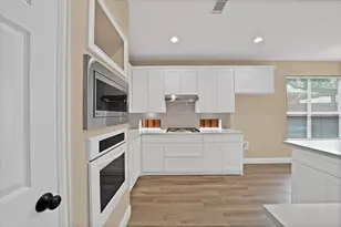 18638 Tall Oak Dr, Dallas, TX 75287 - Photo 12