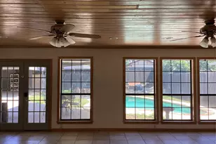 4909 Boulder Lake Rd, Fort Worth, TX 76103 - Photo 4