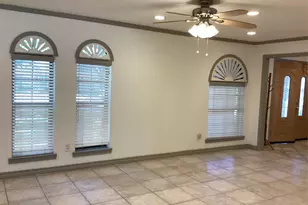 4909 Boulder Lake Rd, Fort Worth, TX 76103 - Photo 8