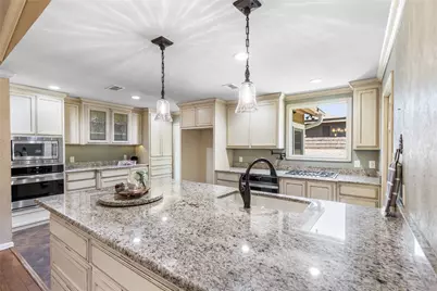 1814 Oak Creek Drive, Sherman, TX 75092 - Photo 8