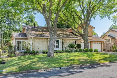1814 Oak Creek Drive, Sherman, TX 75092 - Photo 2