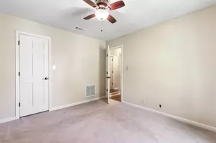 1814 Oak Creek Dr, Sherman, TX 75092 - Photo 24