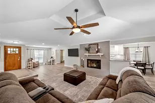 709 Thoreau Ln, Allen, TX 75002 - Photo 10