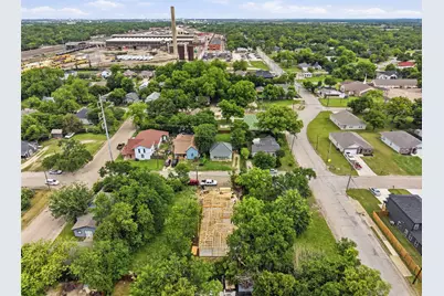 306 Royal Street, Cleburne, TX 76031 - Photo 2