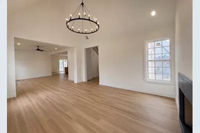 5115 Vanderbilt Avenue, Dallas, TX 75206 - Photo 2