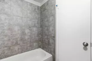 1137 Meadow Creek Ct, Lancaster, TX 75146 - Photo 30