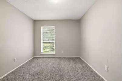 1137 Meadow Creek Court, Lancaster, TX 75146 - Photo 24