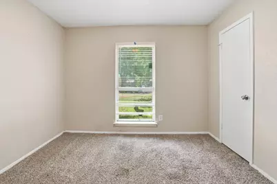 1137 Meadow Creek Court, Lancaster, TX 75146 - Photo 26