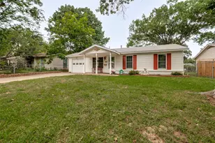 209 Helen Dr, Arlington, TX 76011 - Photo 2