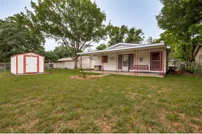 209 Helen Drive, Arlington, TX 76011 - Photo 16