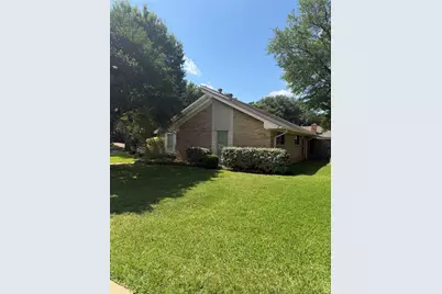 1000 Briarcliff Drive, Arlington, TX 76012 - Photo 2