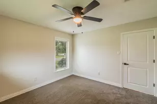 1000 Briarcliff Dr, Arlington, TX 76012 - Photo 20