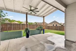 8205 Green Heron Dr, McKinney, TX 75071 - Photo 2