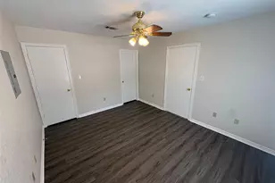 219 Bryan St, Denton, TX 76201 - Photo 10