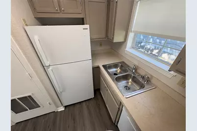 219 Bryan Street #100, Denton, TX 76201 - Photo 8