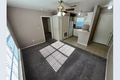 219 Bryan Street #100, Denton, TX 76201 - Photo 4