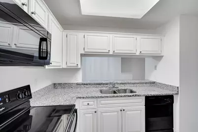 3607 W Northgate Drive #114, Irving, TX 75062 - Photo 6