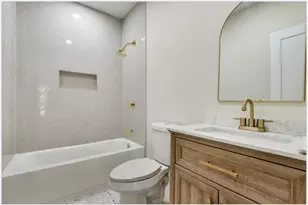 522 Griffith Ave, Dallas, TX 75208 - Photo 2