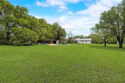 1809 N Trinity Road, Denton, TX 76208 - Photo 2