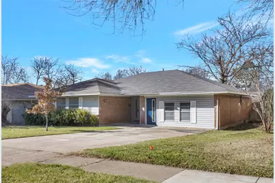 331 Merribrook Trail, Duncanville, TX 75116 - Photo 1