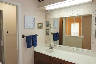 953 Meadowdale Cir, Garland, TX 75043 - Photo 20