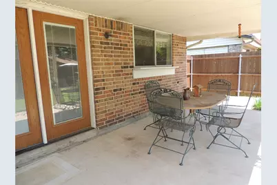 953 Meadowdale Circle, Garland, TX 75043 - Photo 40