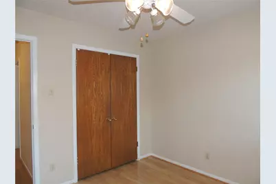 953 Meadowdale Circle, Garland, TX 75043 - Photo 28