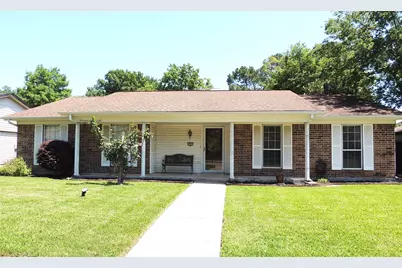 953 Meadowdale Circle, Garland, TX 75043 - Photo 2