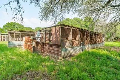 5544 Fm 927, Walnut Springs, TX 76690 - Photo 26
