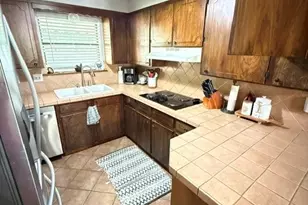 301 Bluebonnet St, Stephenville, TX 76401 - Photo 10